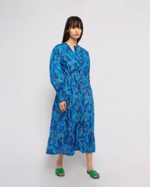 Kimono largo midi de seda natural Alba en azul